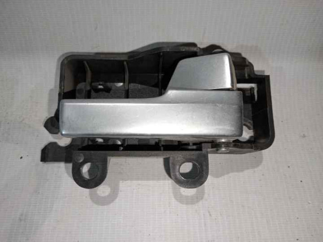 Ручка двери внутренняя правая Ford Focus 2006