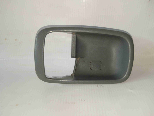 Qapı ruçkasi ön dekorativ plastik(sol) Mitsubishi Lancer 2007