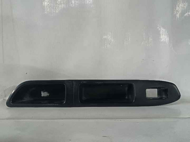Qapı hissəsi SAĞ ÖN Subaru Forester 2007