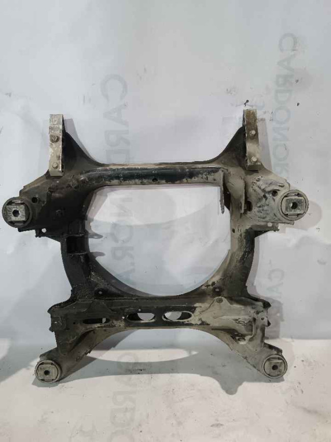Balka mühərrikaltı Volkswagen Touareg 2006