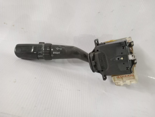 Perekluçatel (sükanaltı) Subaru Forester 2007