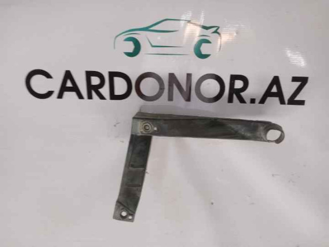 Arxa bamper tutucu Volkswagen Touareg 2006
