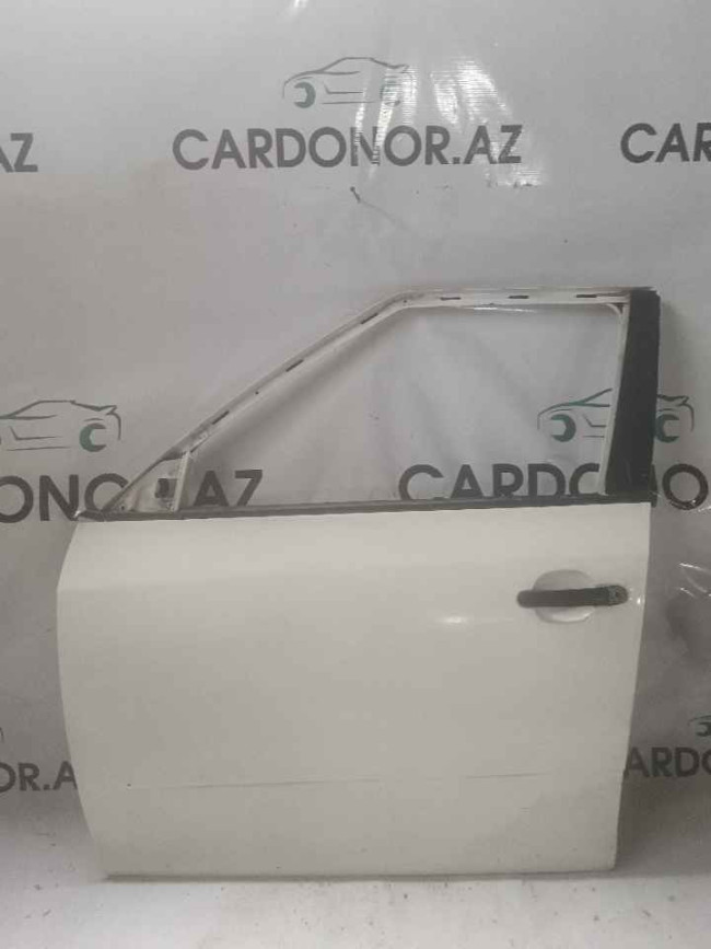 Qapı sol ön (дверь левая передняя) Skoda Fabia 2011