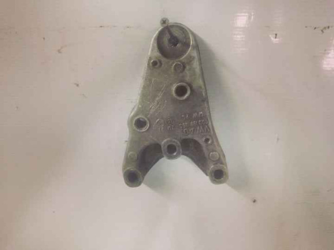 Mühərrik qolu (кронштейн двигатель) Skoda Fabia 2011