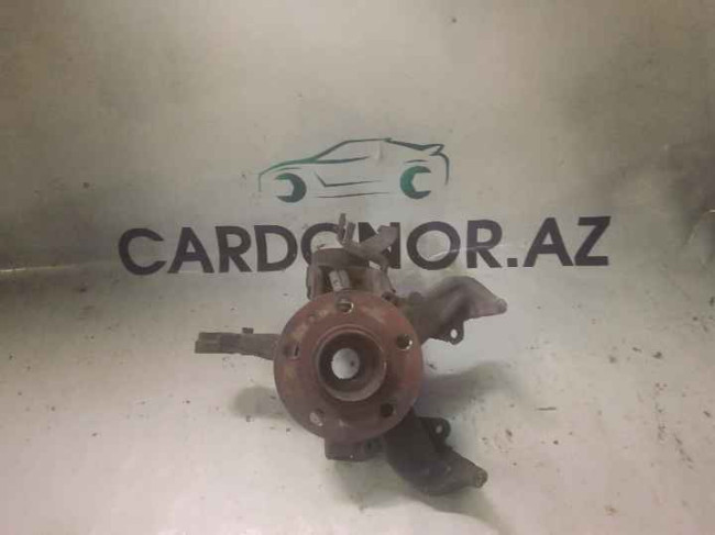 Çapfa (цапфа правая) Skoda Fabia 2011