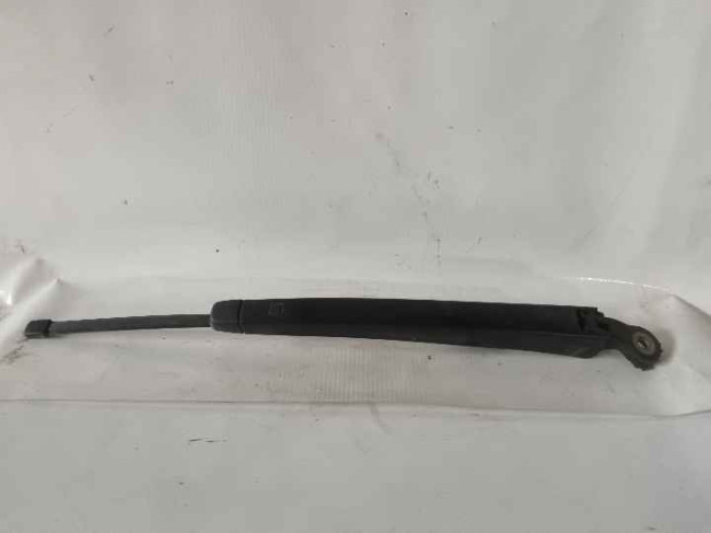 Şüşəsilən Arxa (дворник) Skoda Fabia 2011