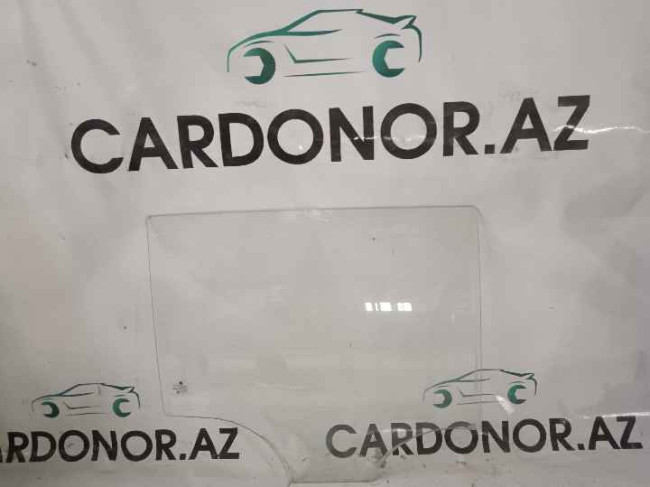 Şüşə (Стекло двери) Skoda Fabia 2011