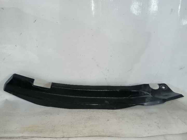 Dekorativ plastik Baqaj (Накладка багажника) Subaru Outback 2007