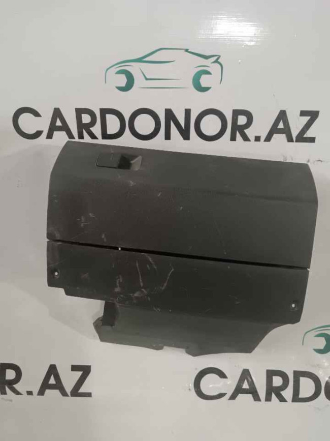 Bardaçok (бардачок) Skoda Fabia 2007