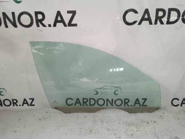 Şüşə Sağ Ön (Стекло двери) Skoda Fabia 2007