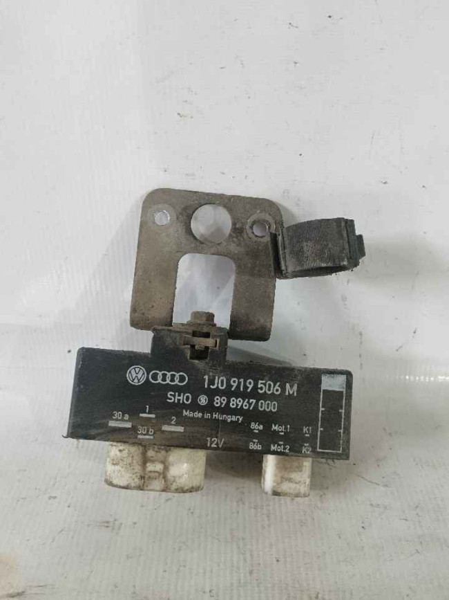 İdarəetmə bloku Pər (блок управления вентилятором) Skoda Fabia 2007