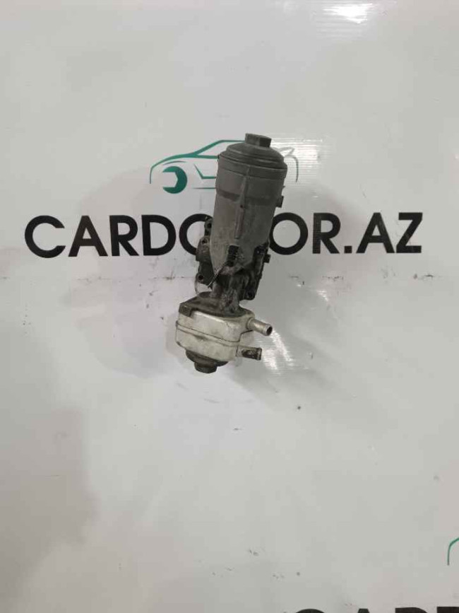 Yağ filtri korpusu ( корпус масляного фильтра) Skoda Fabia 2007