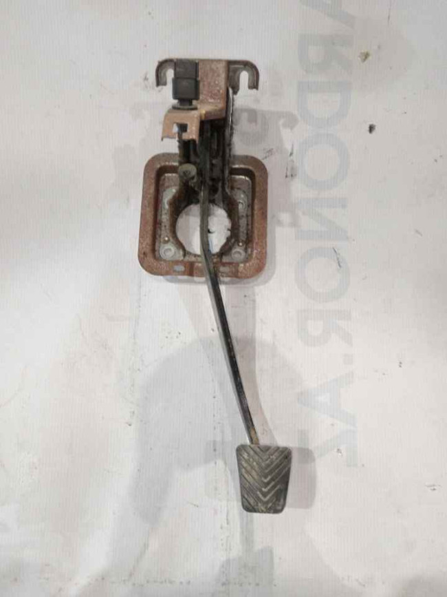 Pedal əyləc (педаль тормоза) Mitsubishi Lancer 2007