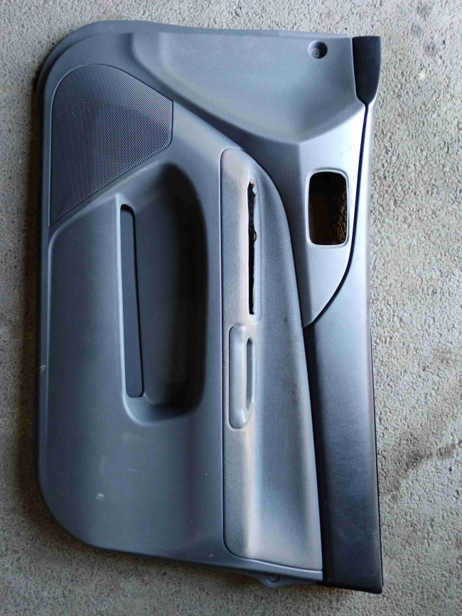 Obivka (Обшивка двери) Mitsubishi Lancer 2006