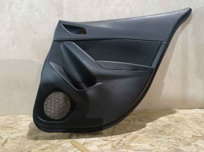 Obivka (Обшивка двери) Mazda 3 2015