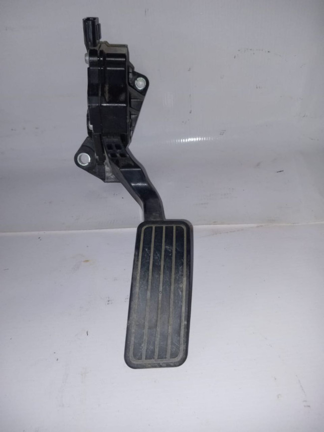 Pedal (педаль газа) Subaru Forester 2007