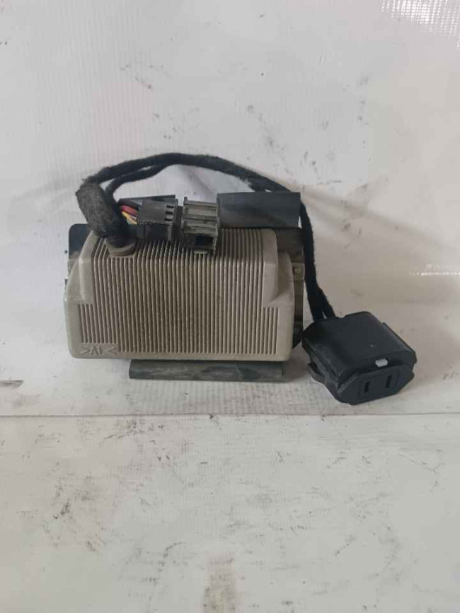 İnverter (инвентор 220 V) Volkswagen Touareg 2006