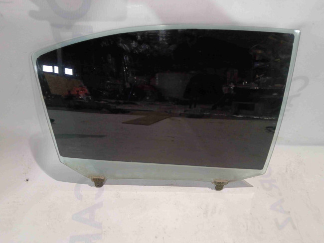Sağ Arxa qapı şüşəsi(Стекло двери задней правой) Hyundai Elantra 2004