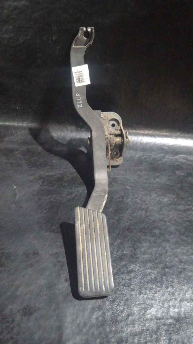Педаль газа Hyundai Elantra 2004