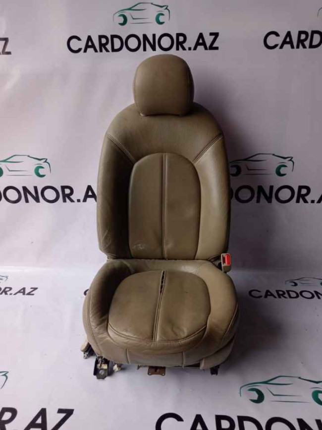 Сиденье переднее правое Nissan Almera 2014