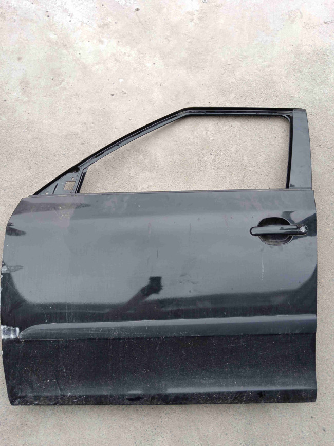 Qapı (Дверь передняя левая) Skoda Fabia 2008