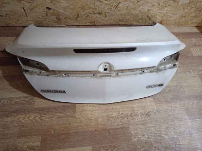 Qapı (baqajnik) Дверь багажника) Opel Insignia 2015