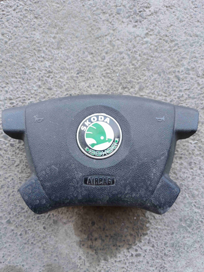 SRS Airbag (подушка безопасности водителя) Skoda Fabia 2000