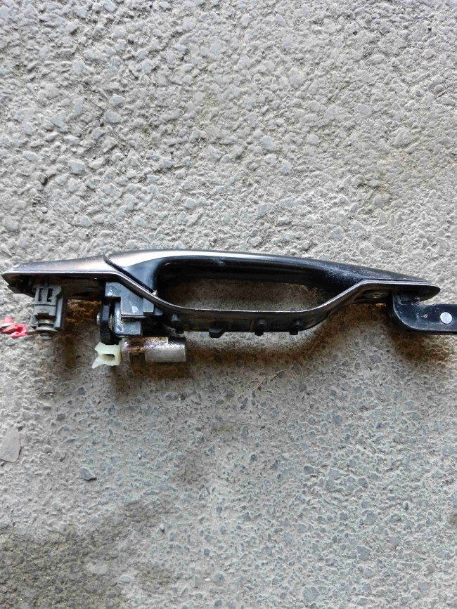 Əlcək (Ручка двери) Mitsubishi Lancer 2006