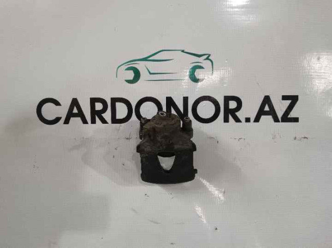 Support (Суппорт правый) Skoda Fabia 2007