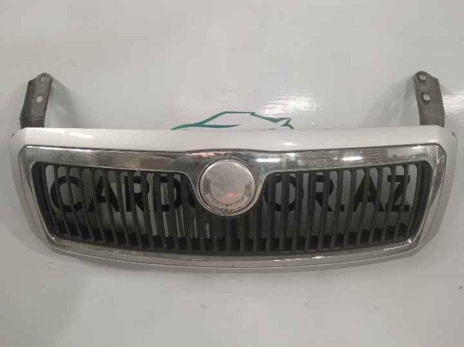 Barmaqlıq (решетка радиатора) Skoda Fabia 2007