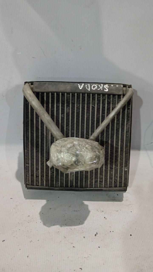 Radiator (радиатор кондиционера) Skoda Fabia 2000