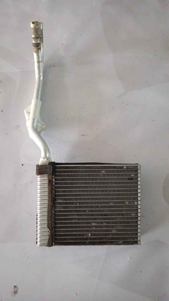Radiator (Радиатор отопителя) Ford Focus 2006