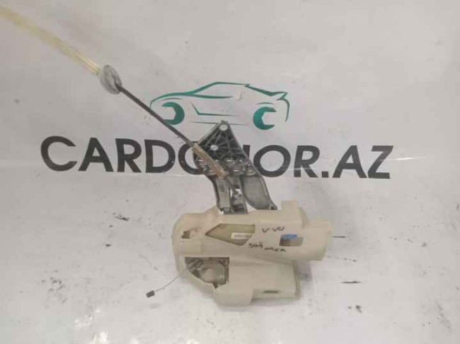 Qapı zamoku Sağ Arxa (замок двери) Volkswagen Touareg 2006
